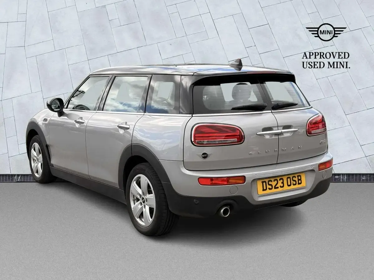 Used Mini Cooper Clubman Classic 134 HP (98 kW) 2023 Silver Estate