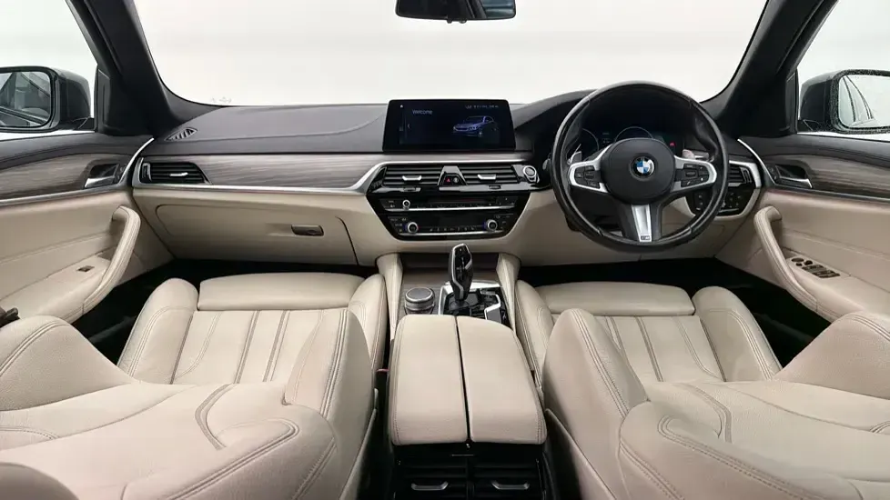 Used BMW 520 M Sport 181 HP (133 kW) 2020 Grey