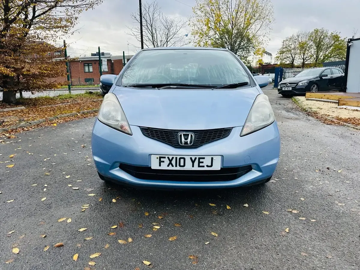 Used Honda Jazz ES 100 HP (73 kW) 2010 Blue Hatchback