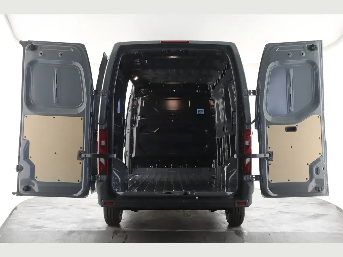 New Renault Master 2026 Grey MPV