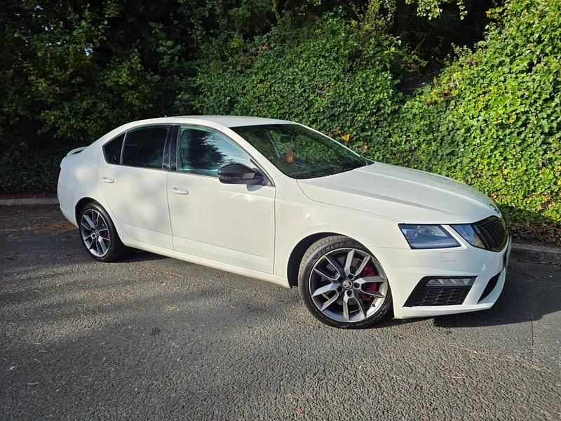 White Used 2019 Skoda Octavia vRS Hatchback | £11,995 (Good price) - Image 1/4