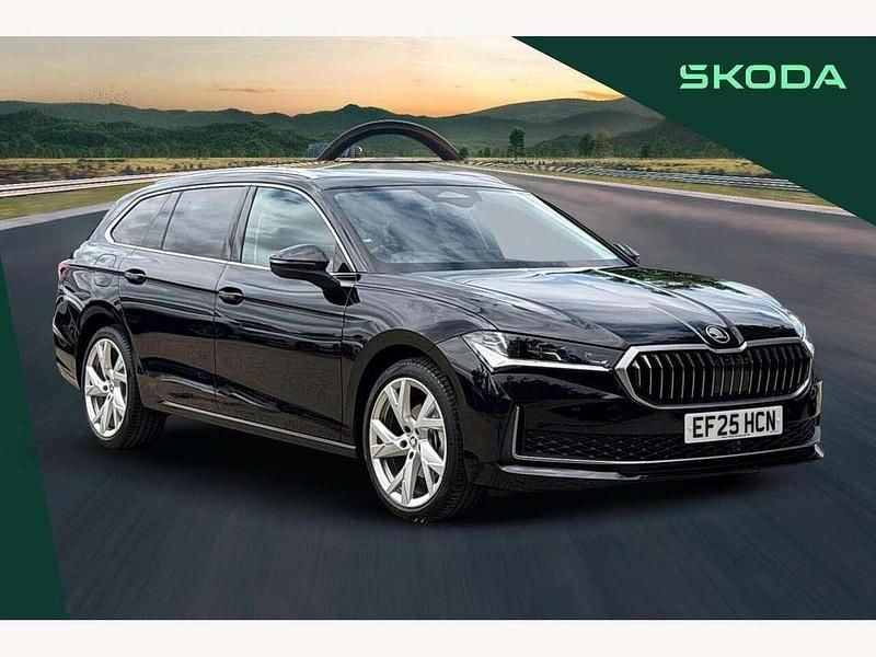 Midnight black New 2025 Skoda Superb SE L Estate | £34,900 (Fair price) - Image 1/4