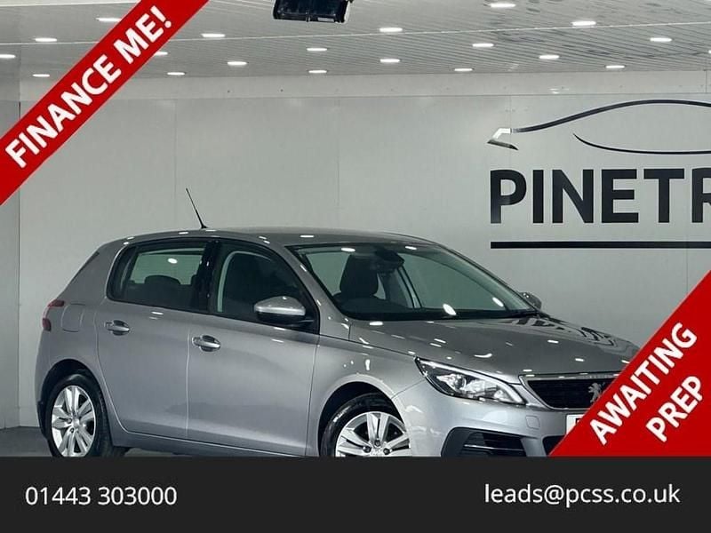 Usado Peugeot 308 Active 130 HP (95 kW) 2019 Cinzento Citadino