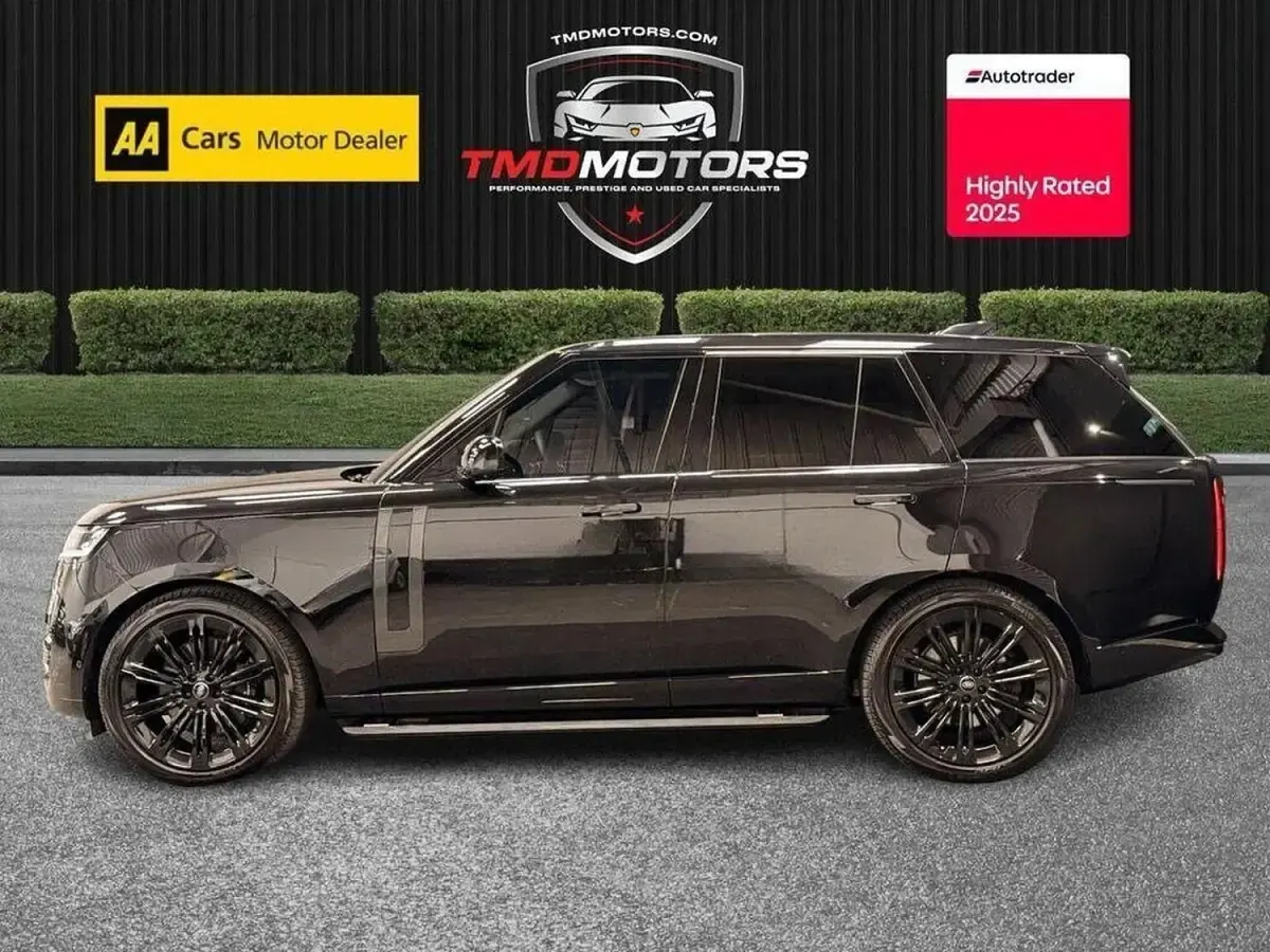 Używany Land Rover Range Rover First Edition 530 KM (389 kW) 2023 Czarny SUV