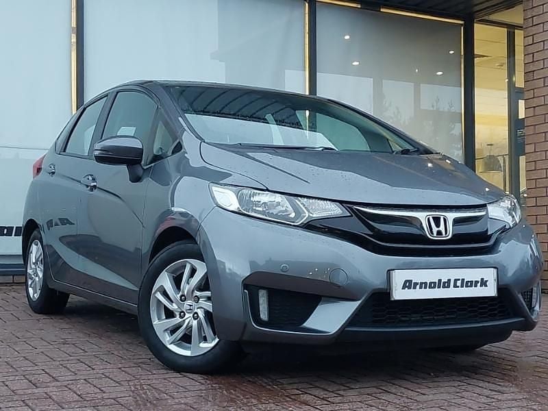 Used Honda Jazz SE 102 HP (75 kW) 2017 Grey Hatchback
