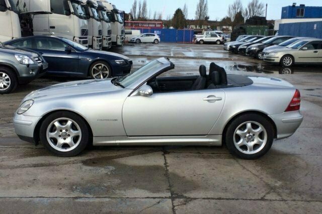 Used Mercedes SLK230 197 HP (144 kW) 2003 Cabriolet