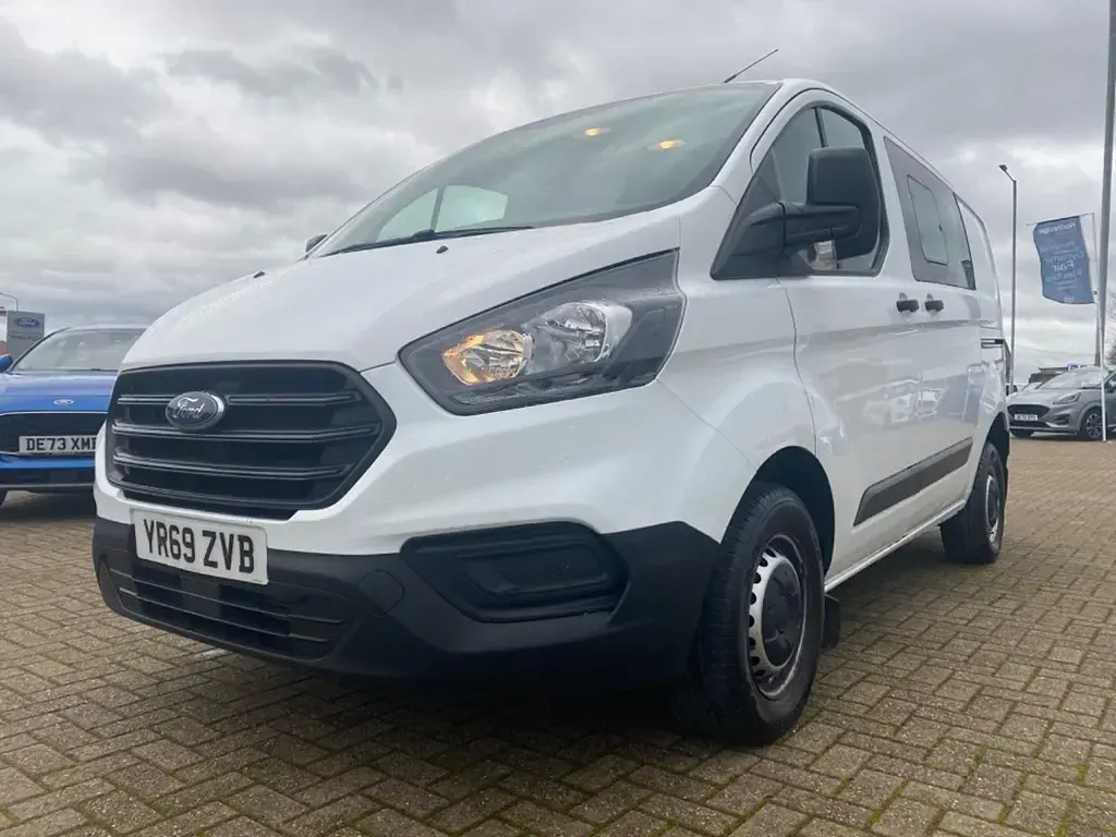 Used Ford Transit Custom 2019 White
