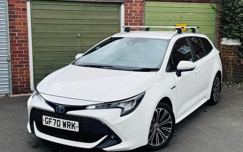 Used Toyota Corolla Design 122 HP (89 kW) 2022 Estate