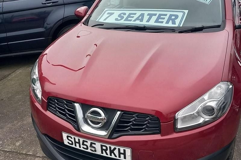 Used Nissan Qashqai +2 N-TEC 110 HP (80 kW) 2012 Red SUV
