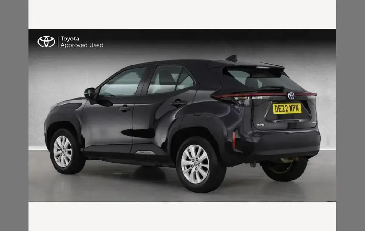 Used Toyota Yaris Cross 113 HP (83 kW) 2022 Black SUV