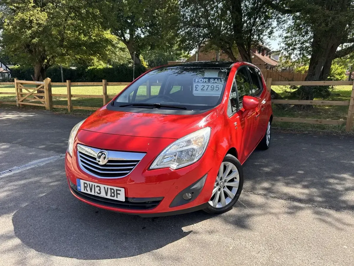 Used Vauxhall Meriva 2013 Red MPV
