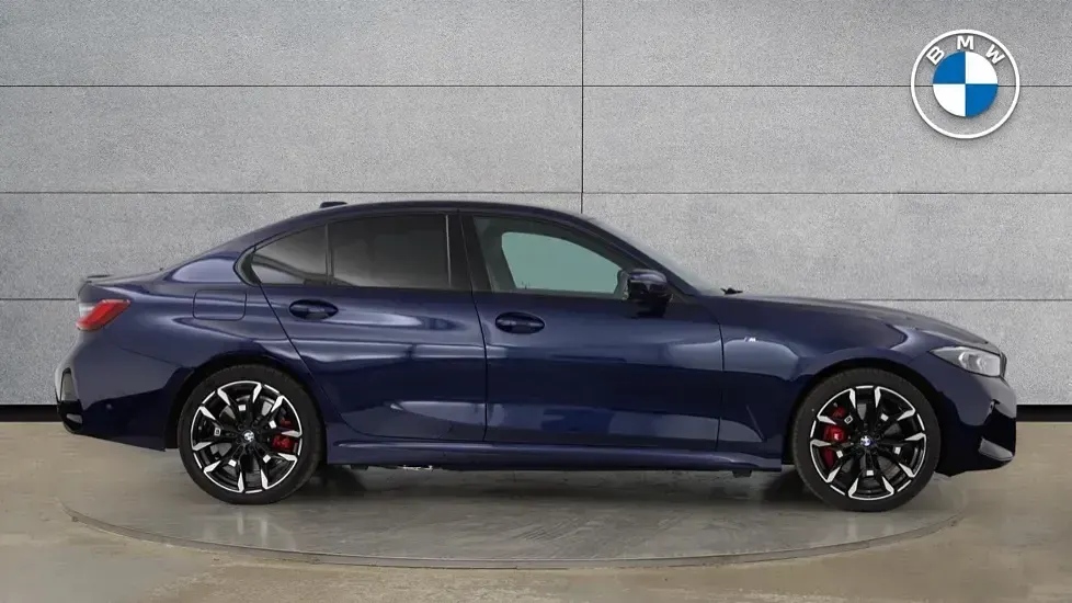 Used BMW 330 M Sport 288 HP (211 kW) 2025 Blue