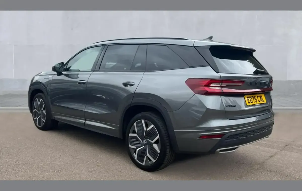 Used Skoda Kodiaq SportLine 200 HP (147 kW) 2025 Grey SUV