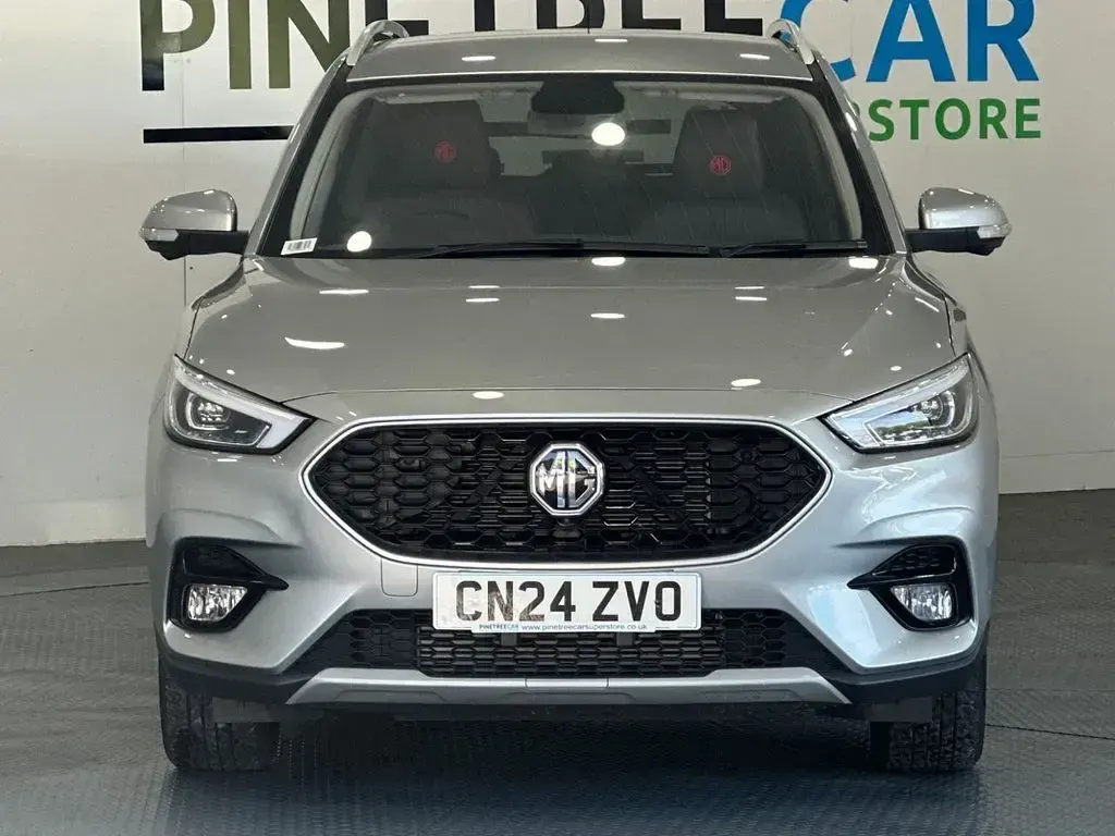 Used MG ZS Exclusive 111 HP (81 kW) 2024 Silver SUV