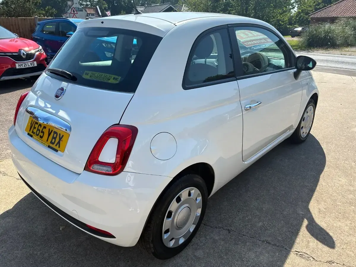 Used Fiat 500 Pop 69 HP (50 kW) 2015 White Hatchback
