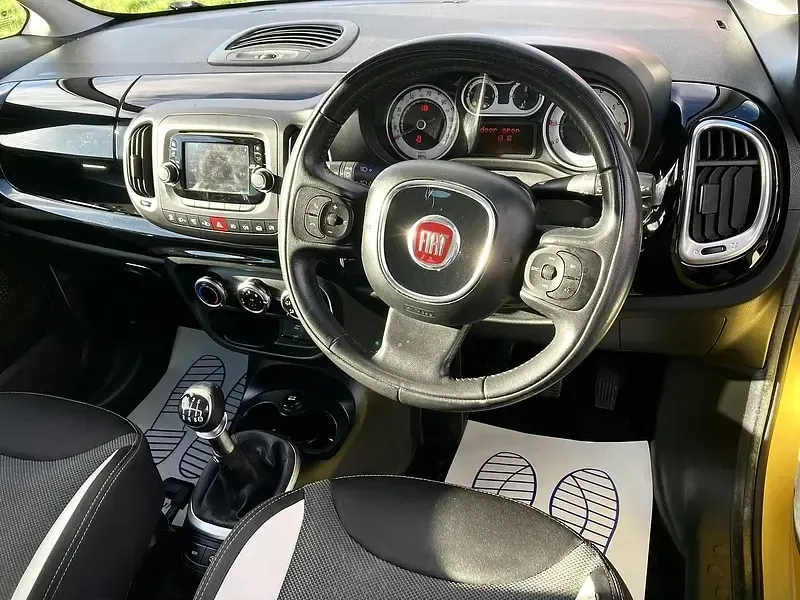 Used Fiat 500L Trekking 2013 Yellow MPV