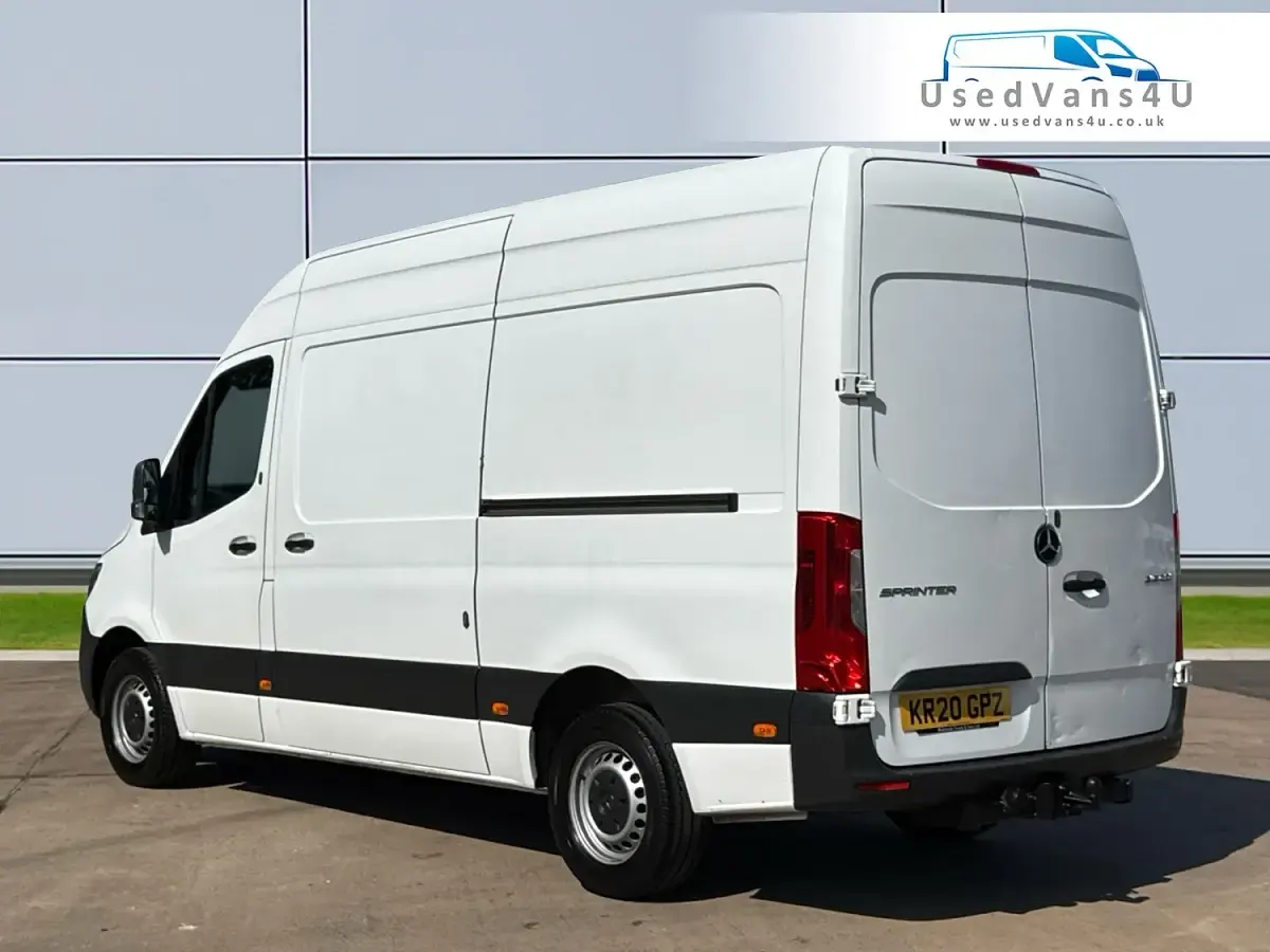 Used Mercedes Sprinter 163 HP (119 kW) 2020 White Van