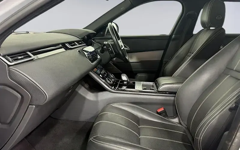 Used Land Rover Range Rover Velar 204 HP (150 kW) 2021 Grey SUV