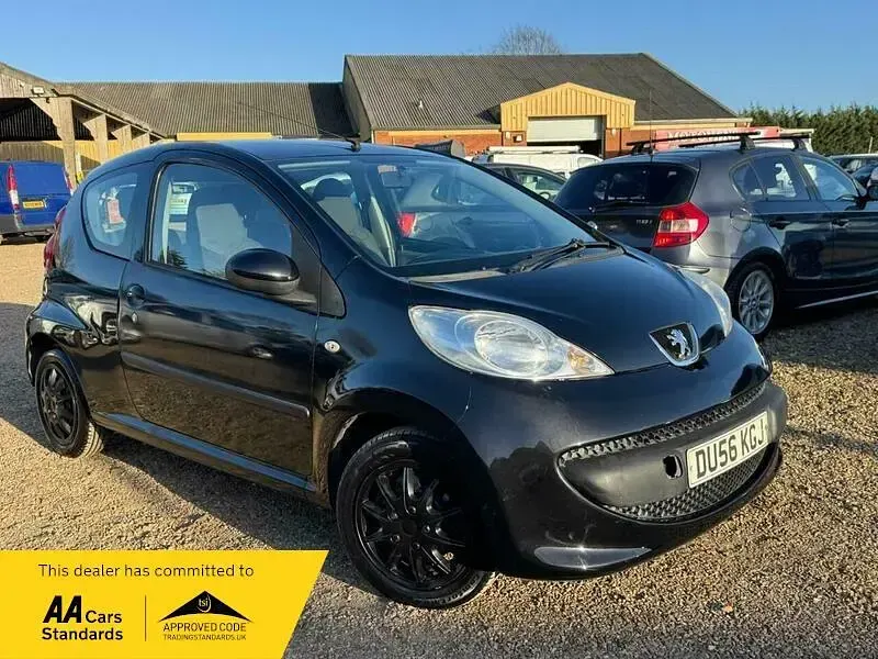 Used Peugeot 107 68 HP (50 kW) 2006 Black Hatchback