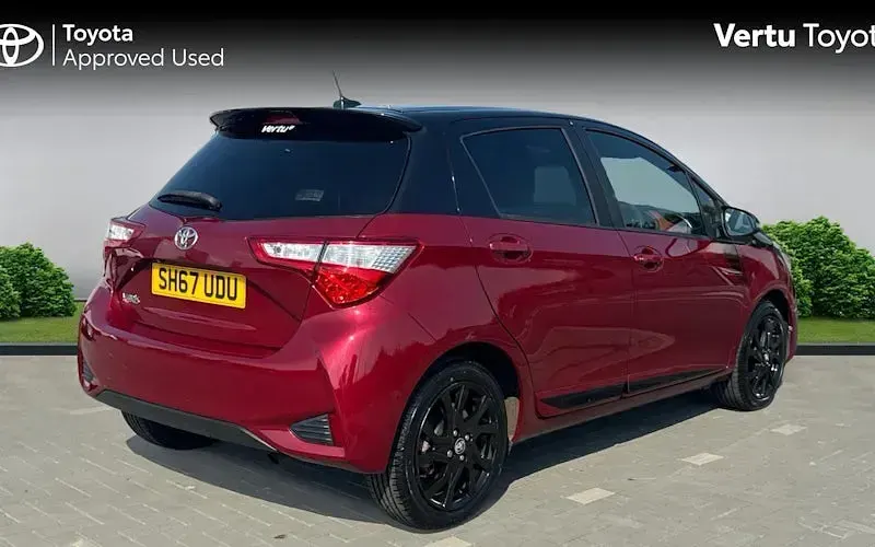 Used Toyota Yaris 111 HP (81 kW) 2017 Other Hatchback