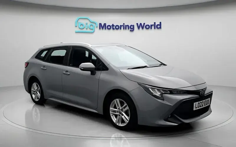 Used Toyota Corolla 122 HP (89 kW) 2022 Grey Estate