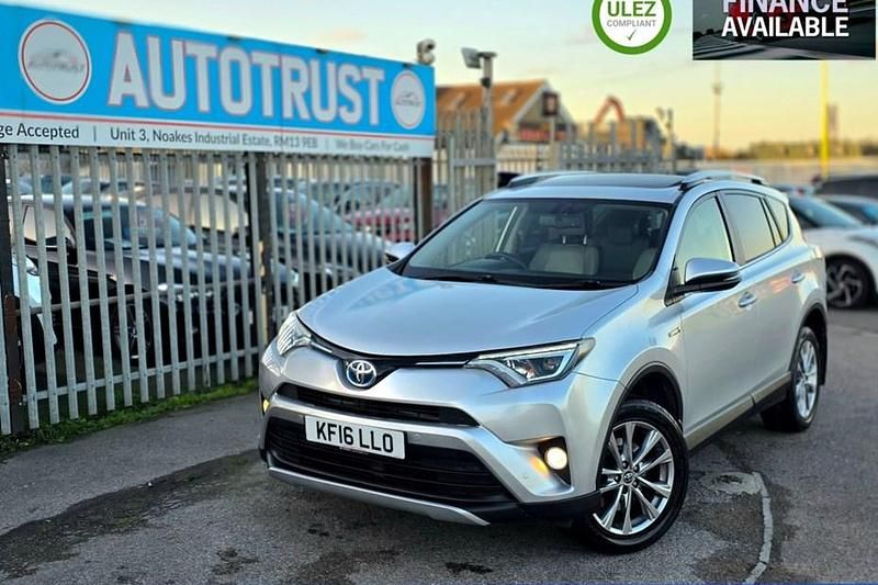 Used 2016 Toyota RAV4 Hybrid SUV | £13,495 (Expensive) - Image 1/1