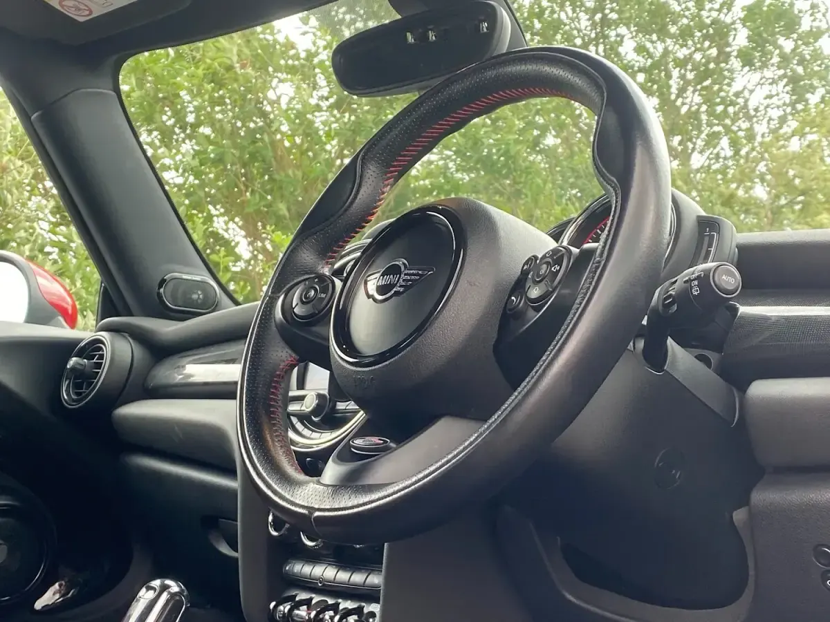 Used Mini John Cooper Works Hatch 230 HP (169 kW) 2018 Midnight black Hatchback