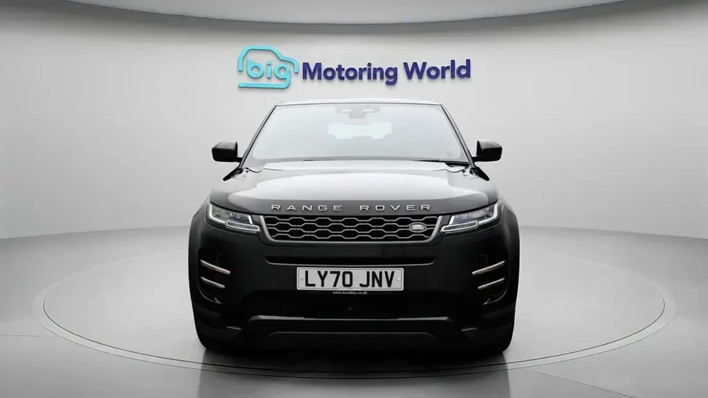 Używany Land Rover Range Rover evoque R-Dynamic 163 KM (119 kW) 2021 Czarny SUV