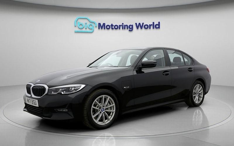 Used BMW 330e 292 HP (214 kW) 2022 Black Sedan