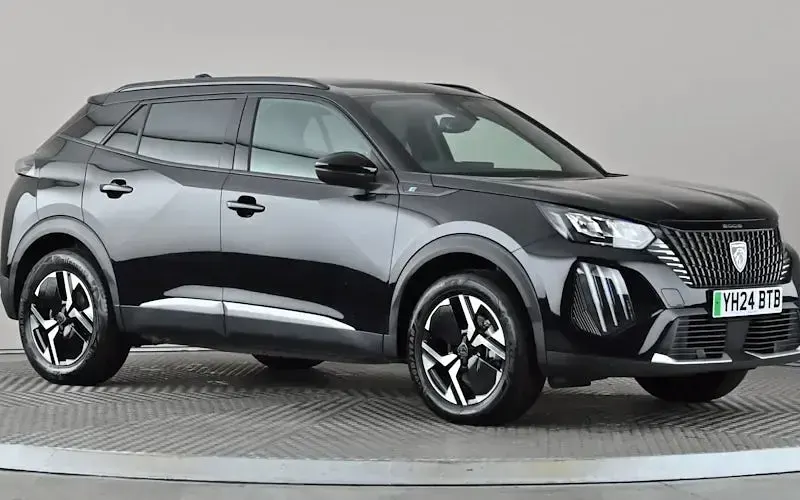 Used Peugeot e-2008 Allure 100 kW (136 HP) 2024 SUV