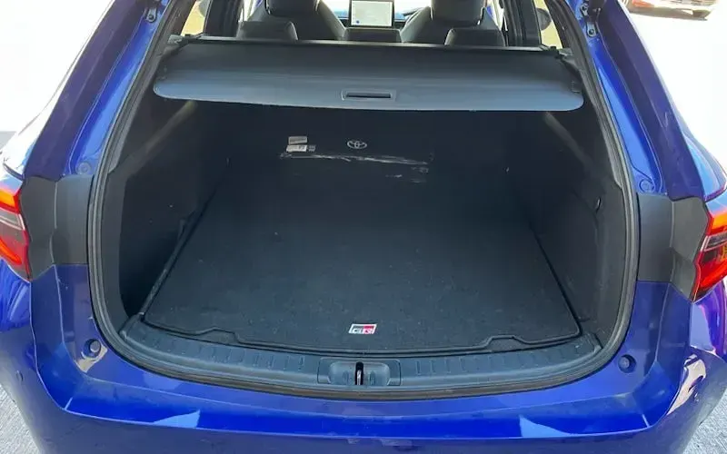 Used Toyota Corolla Sport 196 HP (144 kW) 2025 Blue Estate