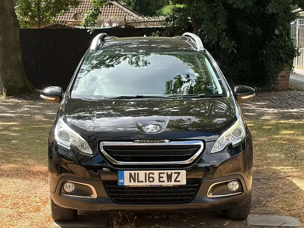 Used Peugeot 2008 Active 100 HP (73 kW) 2016 Black SUV