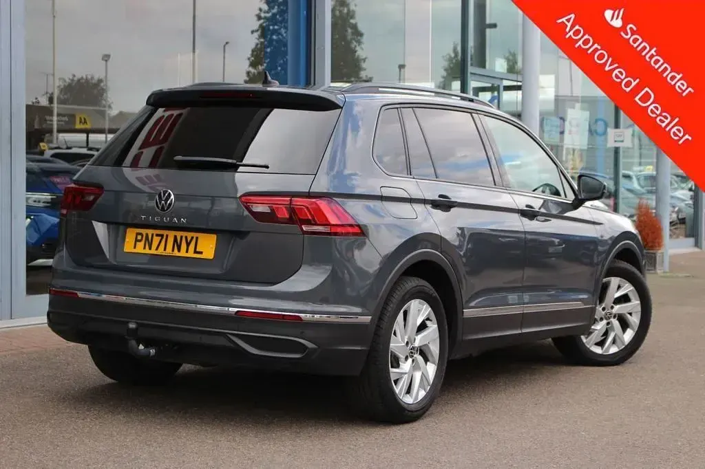 Used VW Tiguan S 150 HP (110 kW) 2021 Grey SUV