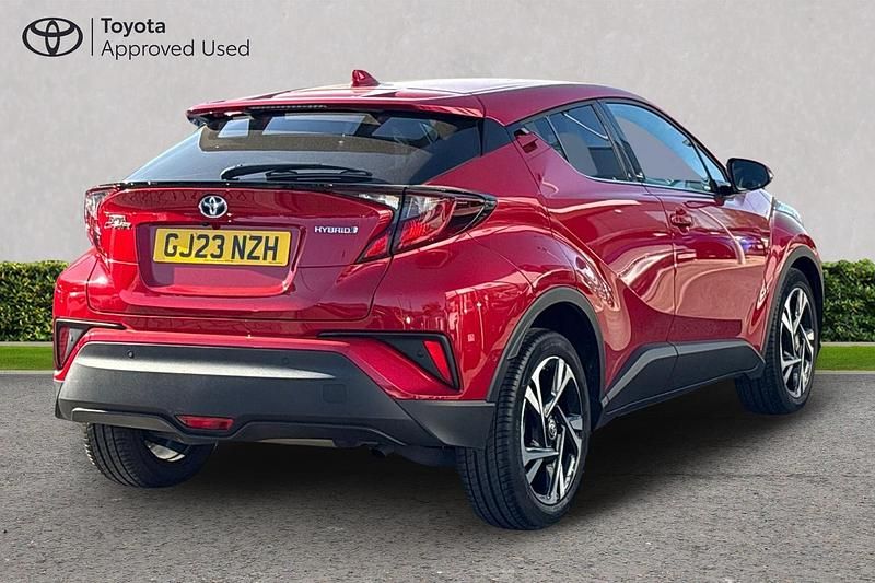 Used Toyota C-HR Design 122 HP (89 kW) 2023 Scarlet flair SUV