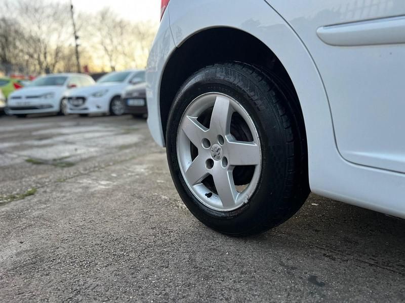 Used Peugeot 207 Sportium 75 HP (55 kW) 2011 White Hatchback