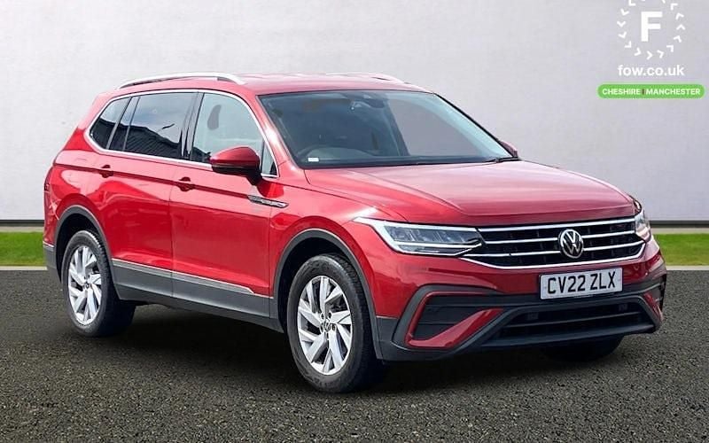 Used 2024 VW Tiguan Allspace Life SUV | £21,899 (Super price) - Image 1/3