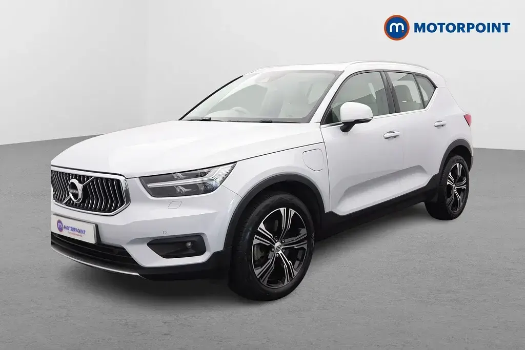 Used Volvo XC40 Inscription 211 HP (155 kW) 2021 Silver SUV