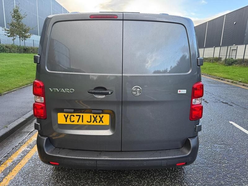 Second-hand Vauxhall Vivaro 2021 Gri Monovolum