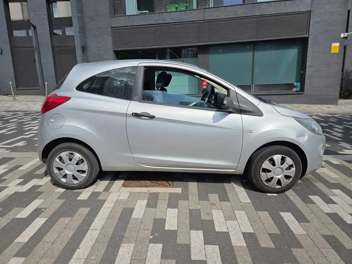 Used Ford Ka Studio 69 HP (50 kW) 2011 Silver Hatchback