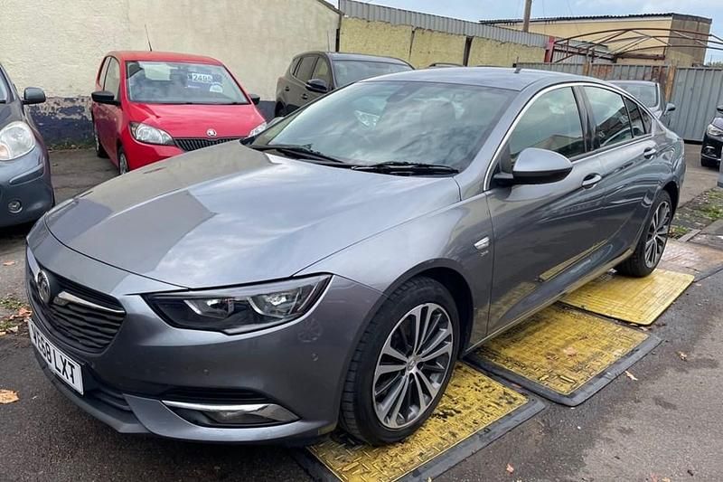 Grey Used 2019 Vauxhall Insignia SRi Hatchback | £4,195 (Good price) - Image 1/1