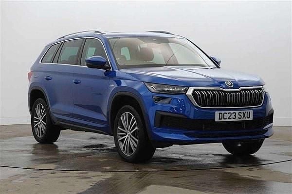 Race blue metallic Used 2023 Skoda Kodiaq LAURIN & KLEMENT SUV | £33,500 (A bit pricey) - Image 1/4