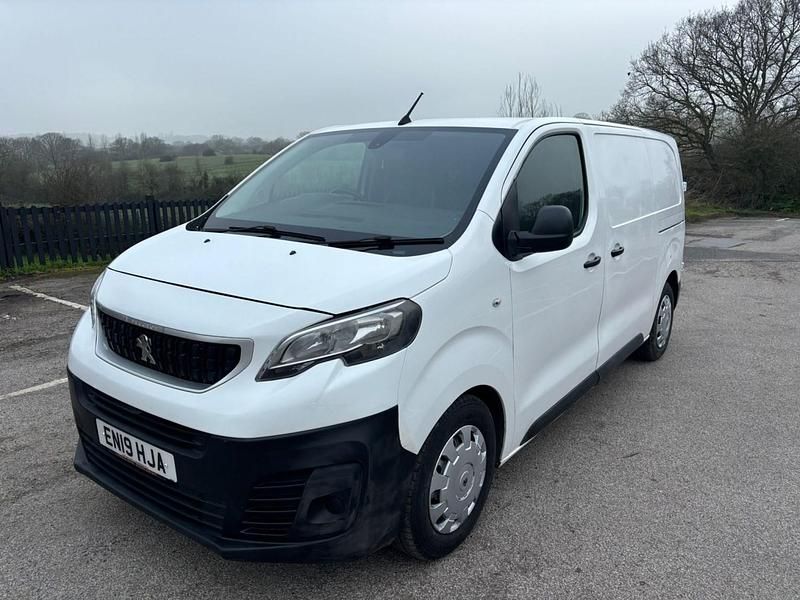 Used Peugeot Expert 2019 White Van