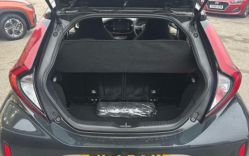 Used Toyota Aygo X 72 HP (52 kW) 2025 SUV