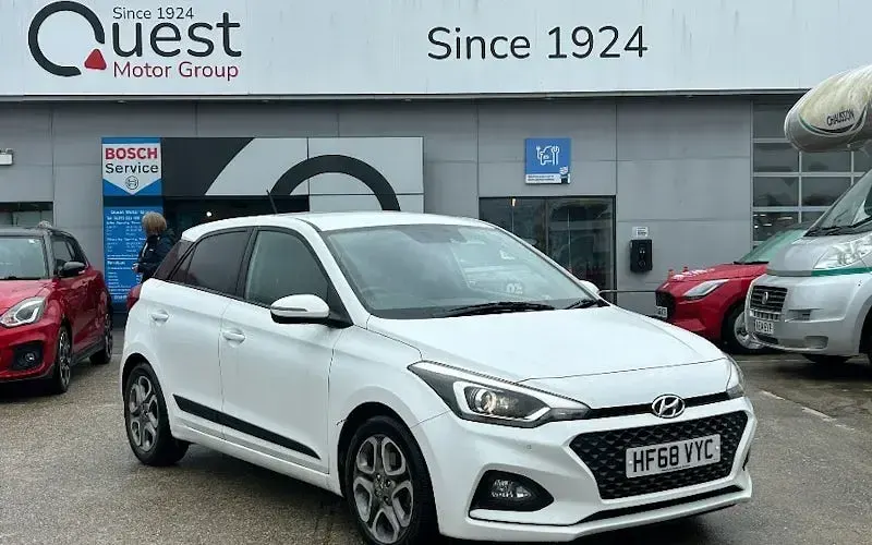 Used Hyundai i20 Premium 101 HP (74 kW) 2020 Hatchback