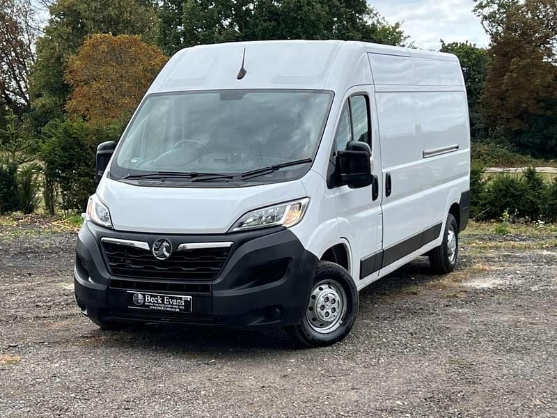 White Used 2022 Vauxhall Movano S Van | £12,700 (Fair price) - Image 1/3