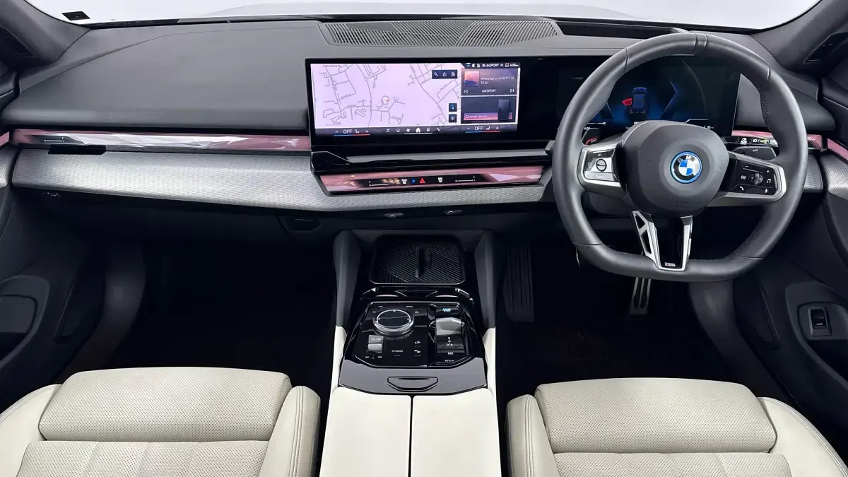 Used BMW i5 Comfort Edition 250 kW (340 HP) 2025 Carbon black Sedan