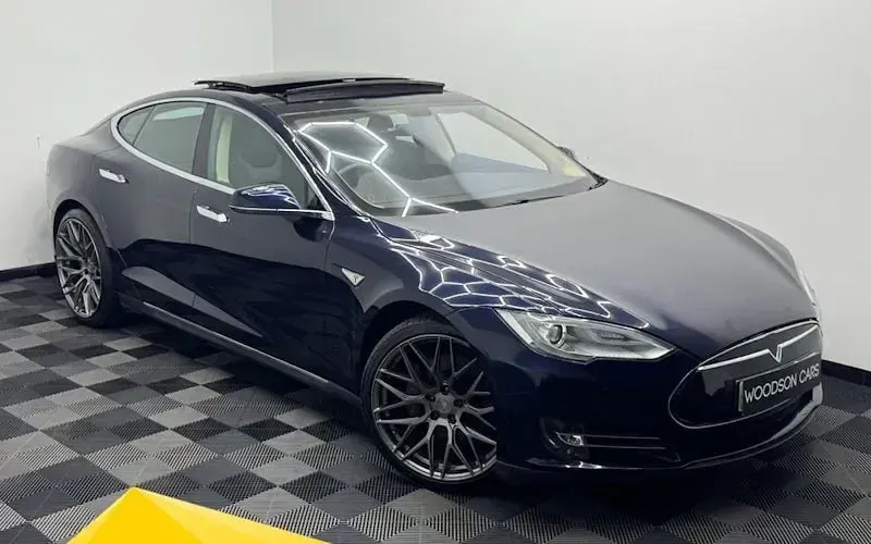 Used Tesla Model S 278 kW (379 HP) 2014 Hatchback