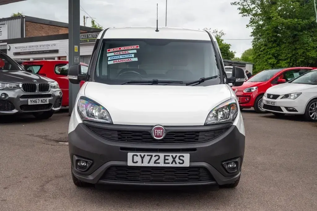 Used Fiat Doblò 2023 White MPV