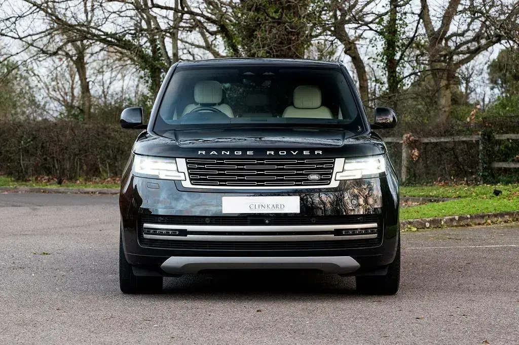Used Land Rover Range Rover SE 2022 Black SUV