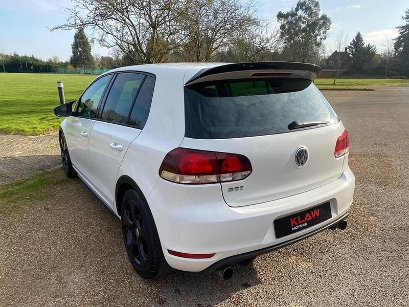 Used VW Golf VII 2013 White Hatchback